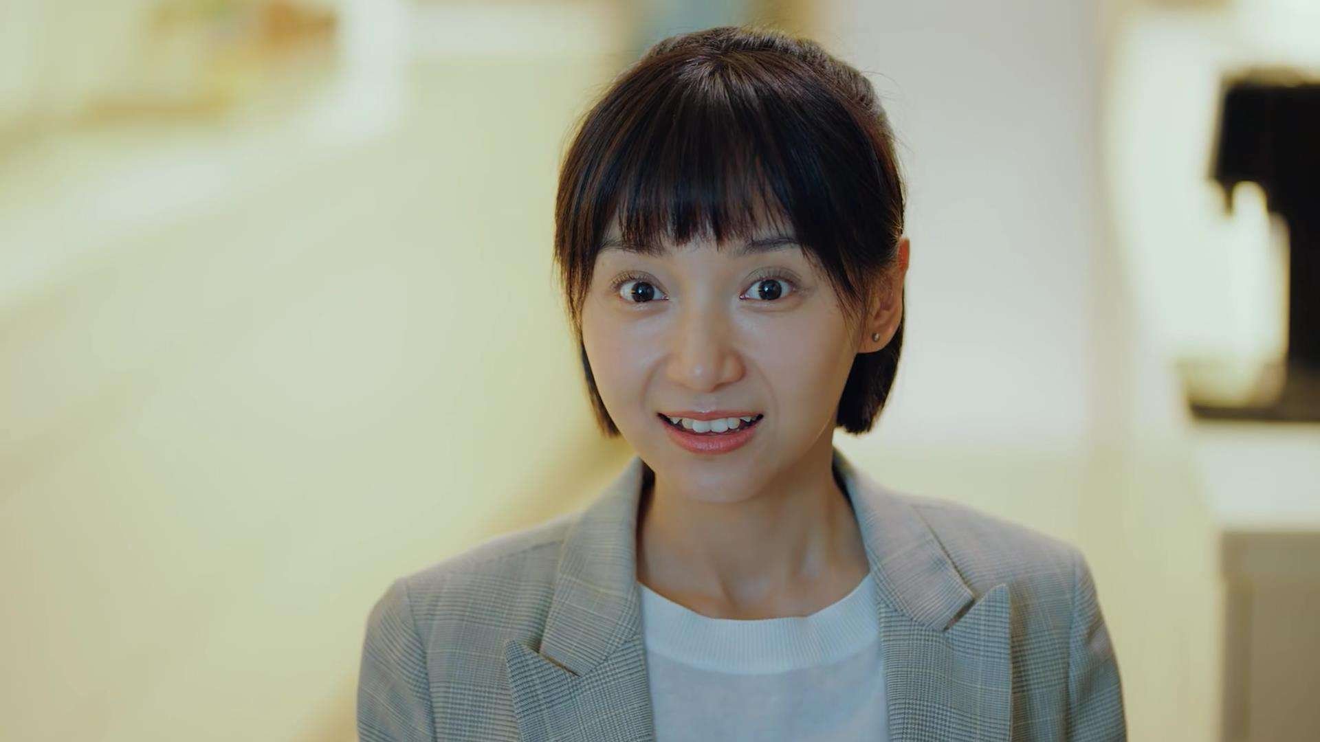 “青少年足球运动员代表队亮相国际比赛场,展现风采”,青少年足球冠军